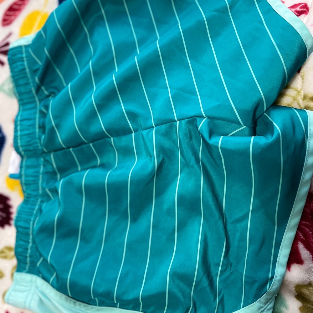 Athletic shorts